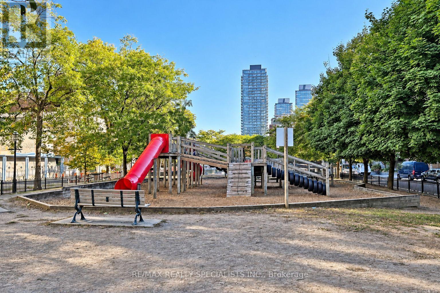 819 - 222 The Esplanade, Toronto, Ontario  M5A 4M8 - Photo 42 - C14079866