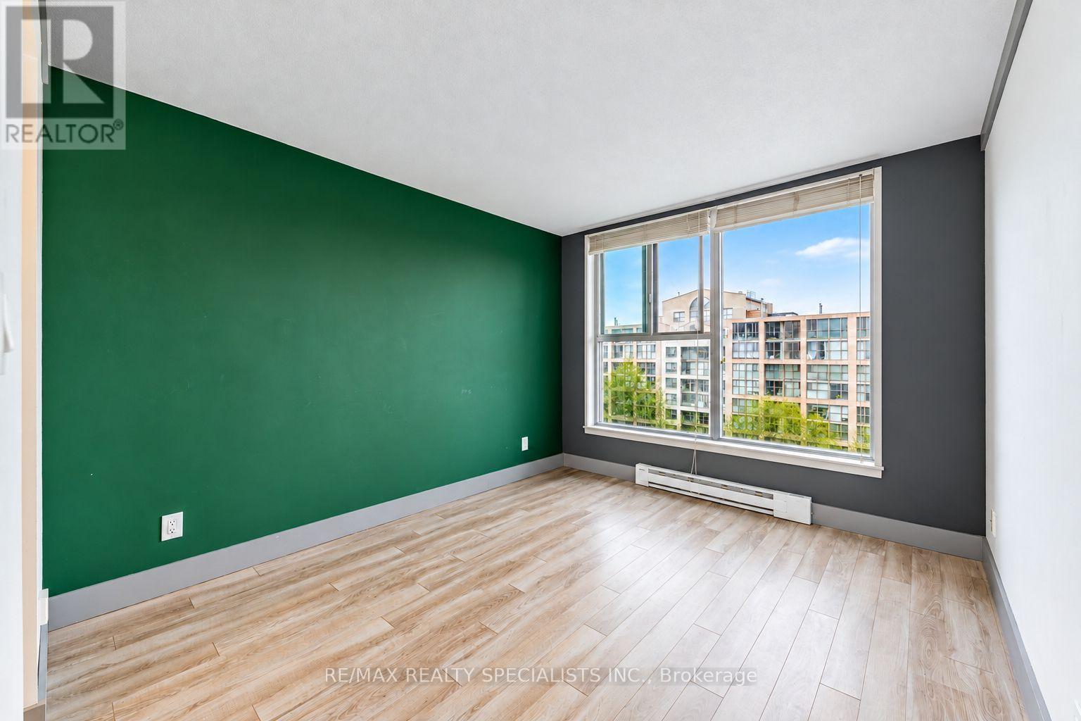 819 - 222 The Esplanade, Toronto, Ontario  M5A 4M8 - Photo 6 - C14079866