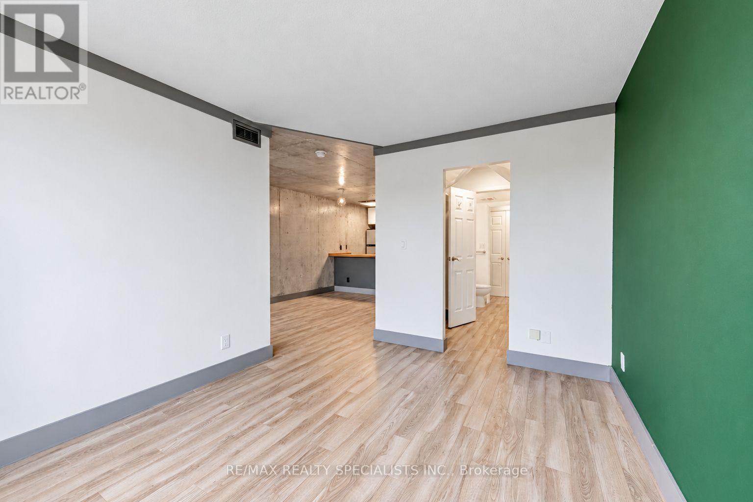 819 - 222 The Esplanade, Toronto, Ontario  M5A 4M8 - Photo 7 - C14079866