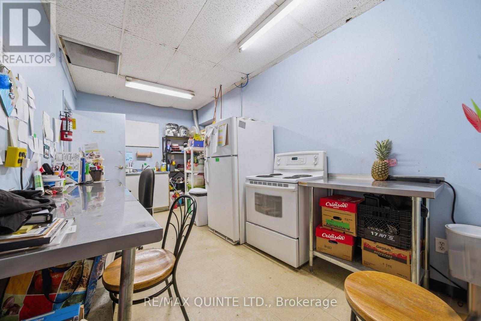 748 Old Highway 2 Highway, Quinte West, Ontario  K8V 5P5 - Photo 16 - X12950898