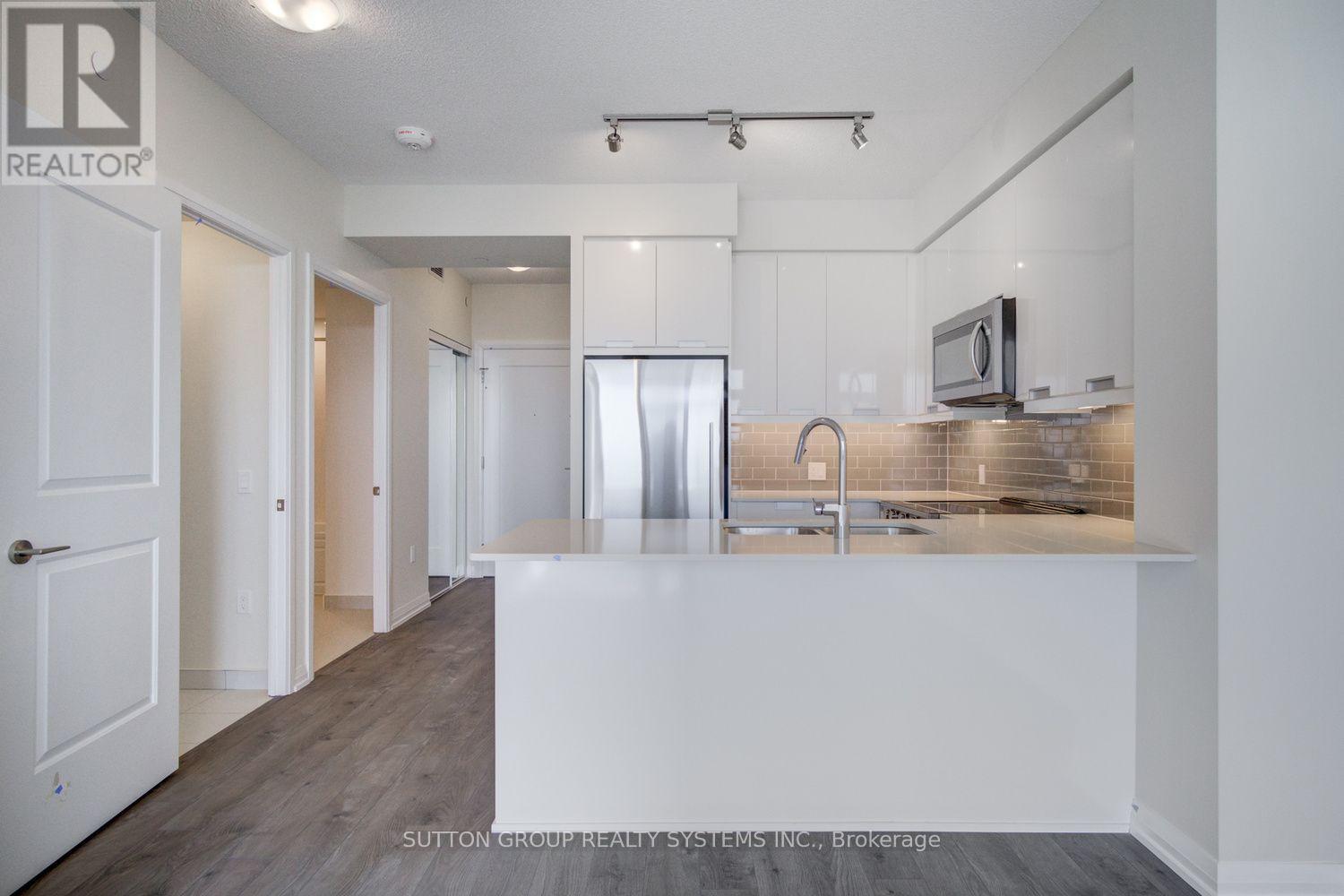 906 - 65 Watergarden Drive, Mississauga, Ontario  L5R 0G9 - Photo 18 - W14099166