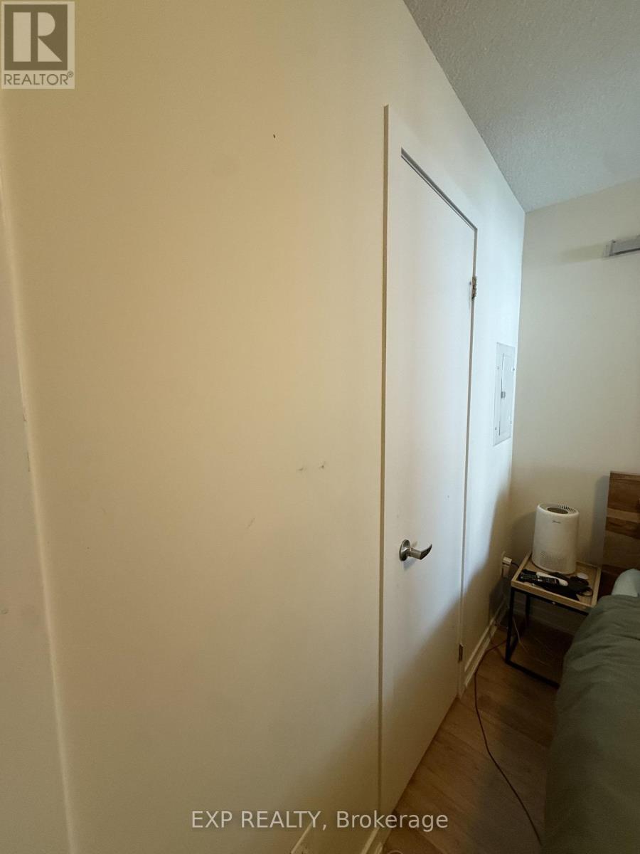 1502 - 38 Joe Shuster Way, Toronto, Ontario  M6K 0A5 - Photo 17 - W14099242