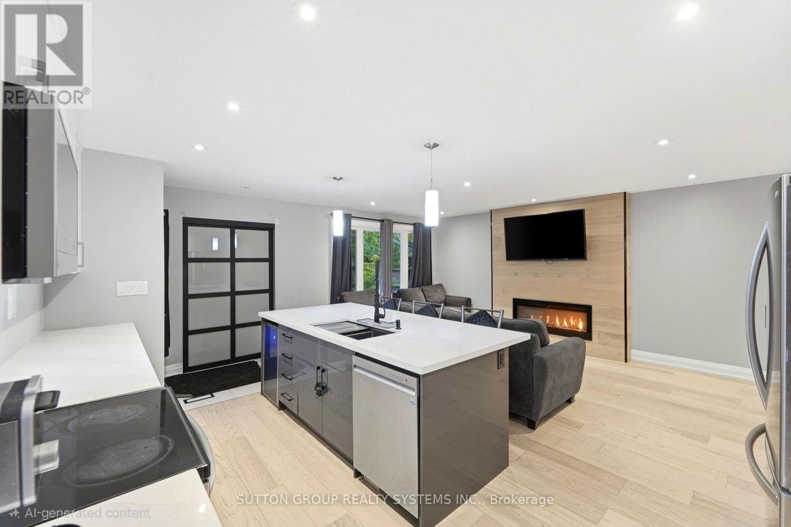 1916 Reiss Court, Mississauga, Ontario  L5J 3S3 - Photo 4 - W14096530