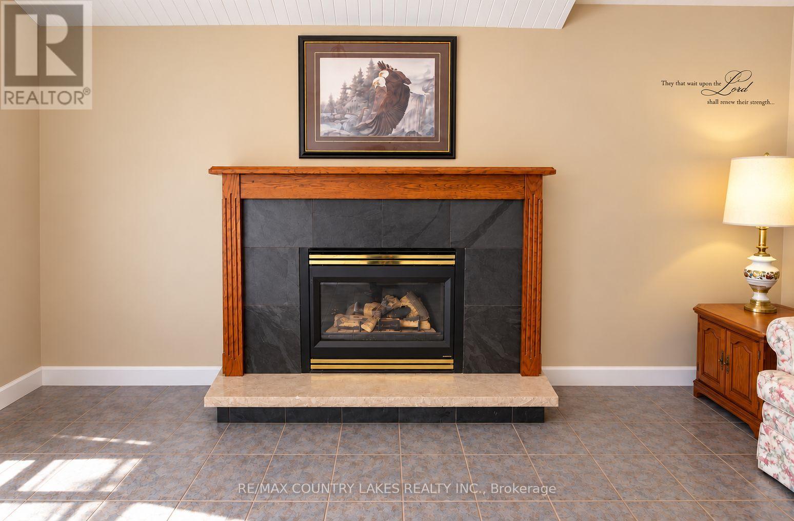 27 Hillcrest Avenue, Kawartha Lakes, Ontario  K0M 2B0 - Photo 17 - X13856358