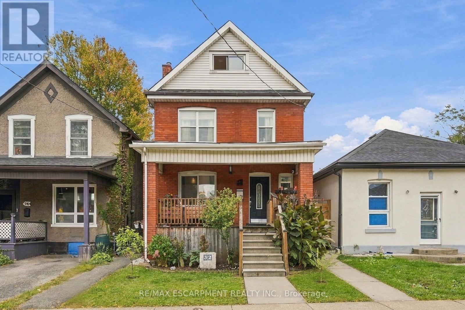 32 OAK AVENUE, Hamilton, Ontario