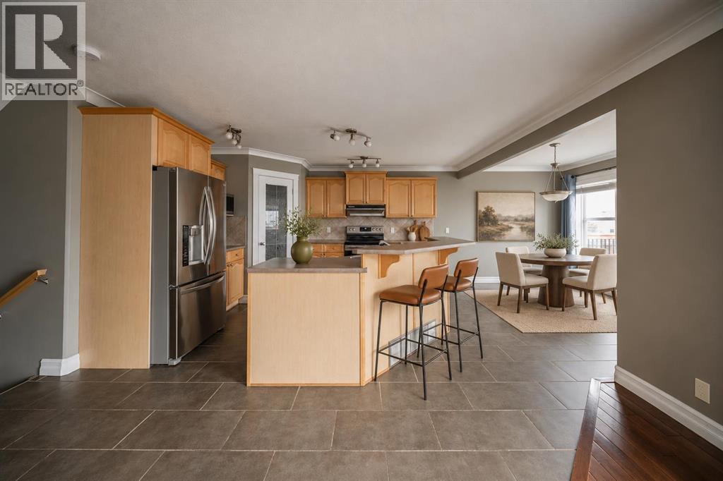 329 Archibald Close, Fort Mcmurray, Alberta  T9K 2P6 - Photo 8 - A2349588