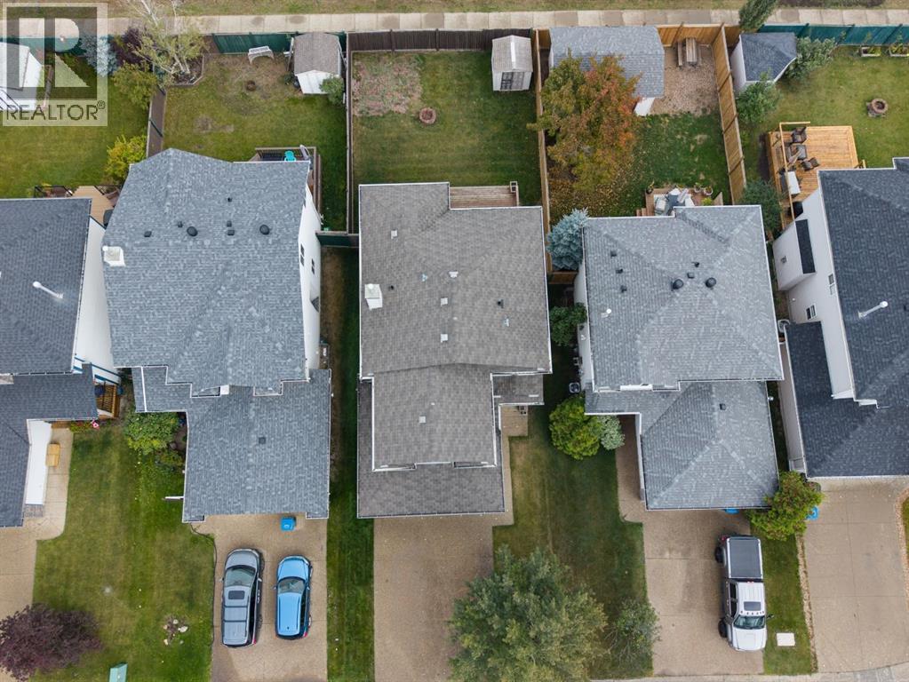 329 Archibald Close, Fort Mcmurray, Alberta  T9K 2P6 - Photo 2 - A2349588