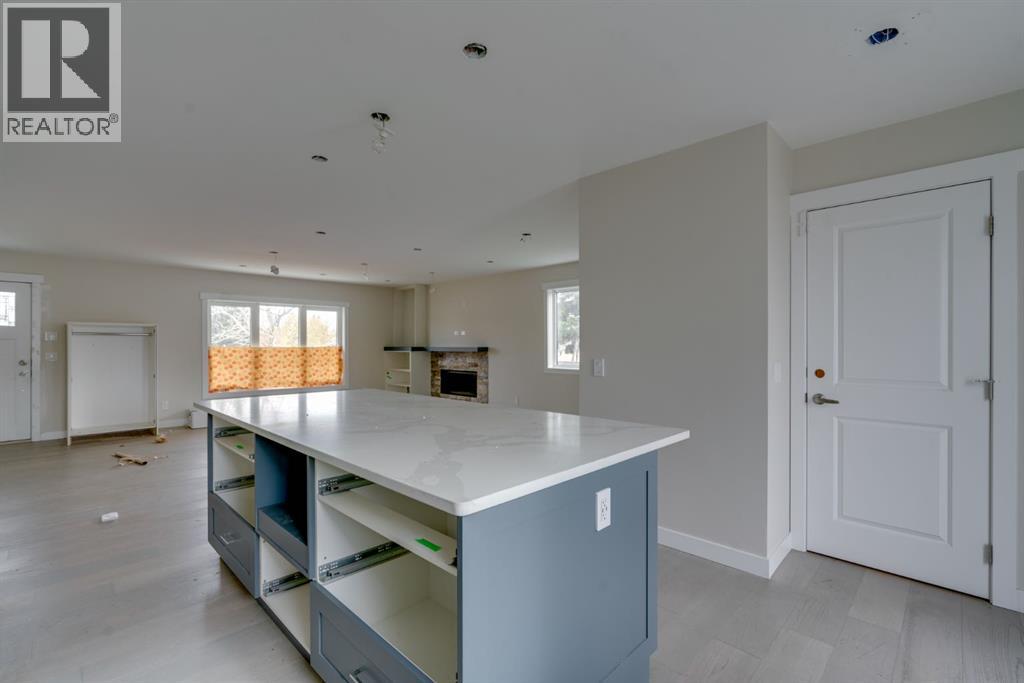 4947 10 Avenue Sw, Calgary, Alberta  T3C 0M3 - Photo 8 - A2352371