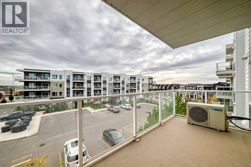 3301, 220 Seton Grove SE