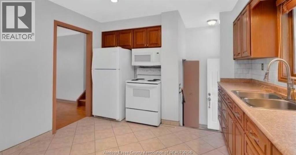 2938 Rushton Drive, Windsor, Ontario  N8R 1M4 - Photo 6 - 26025775