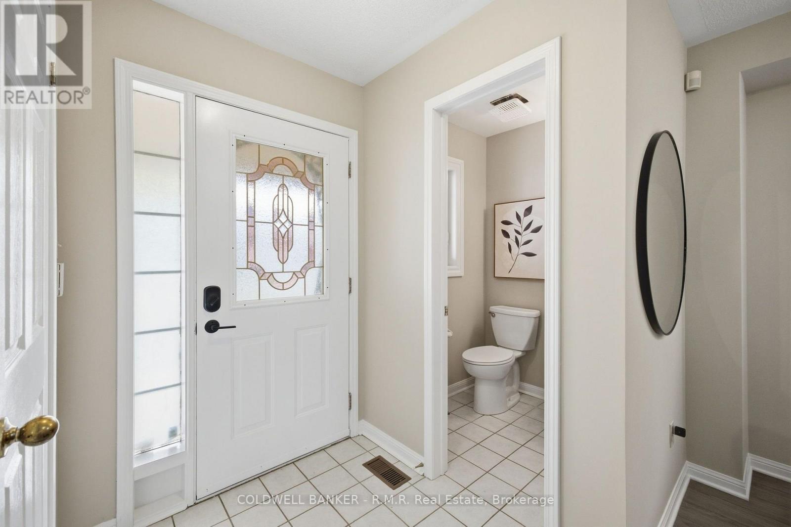 102 Boswell Drive, Clarington, Ontario  L1C 5C3 - Photo 9 - E14099478