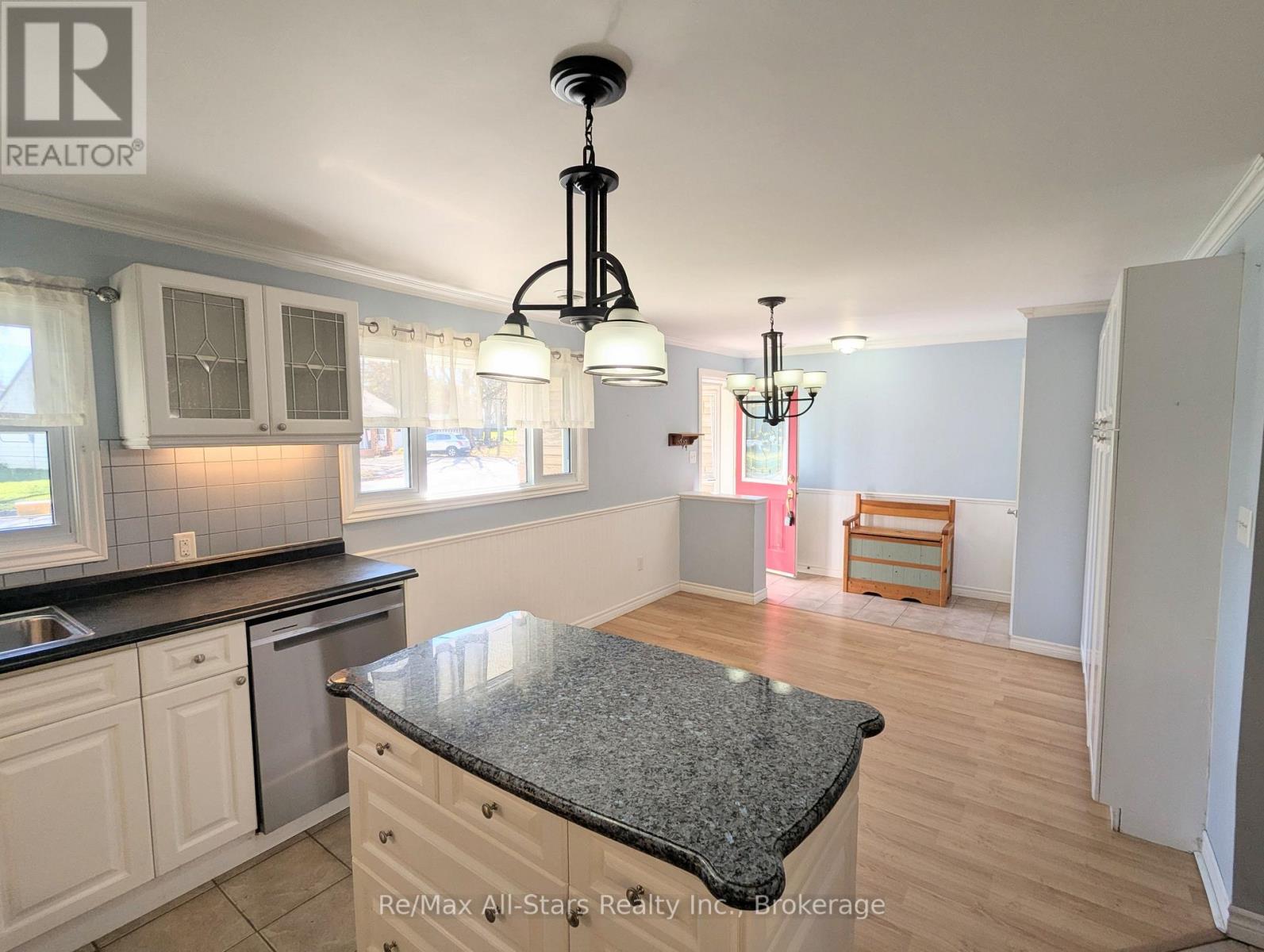 32 Churchill Crescent, Kawartha Lakes, Ontario  K9V 3Y6 - Photo 7 - X14099462