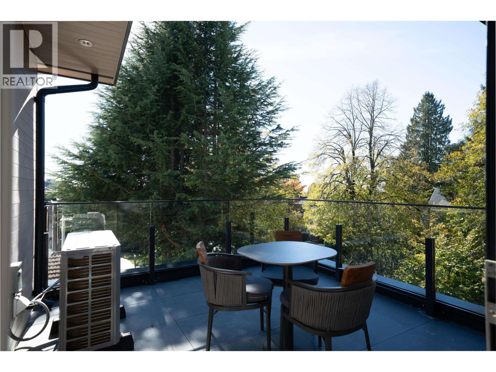 1 6898 Adera Street, Vancouver, British Columbia  V6P 5C3 - Photo 11 - R3166643