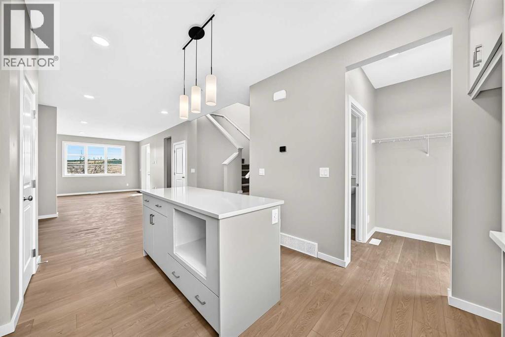668 Savanna Drive Ne, Calgary, Alberta  T3J 5P8 - Photo 21 - A2349585