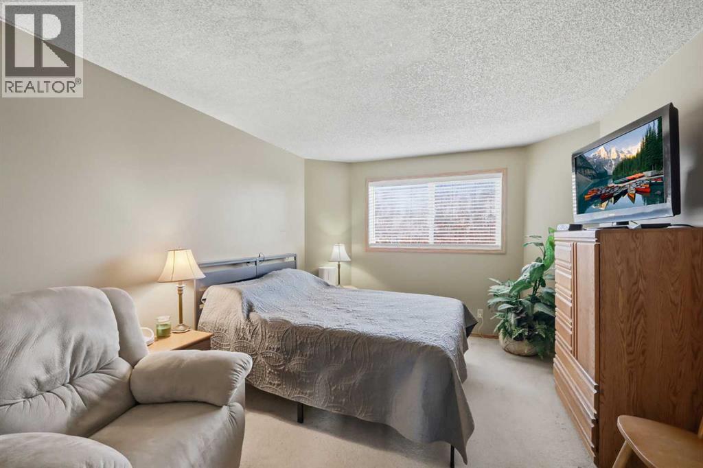 37 Appleside Close Se, Calgary, Alberta  T2A 7T8 - Photo 27 - A2351592