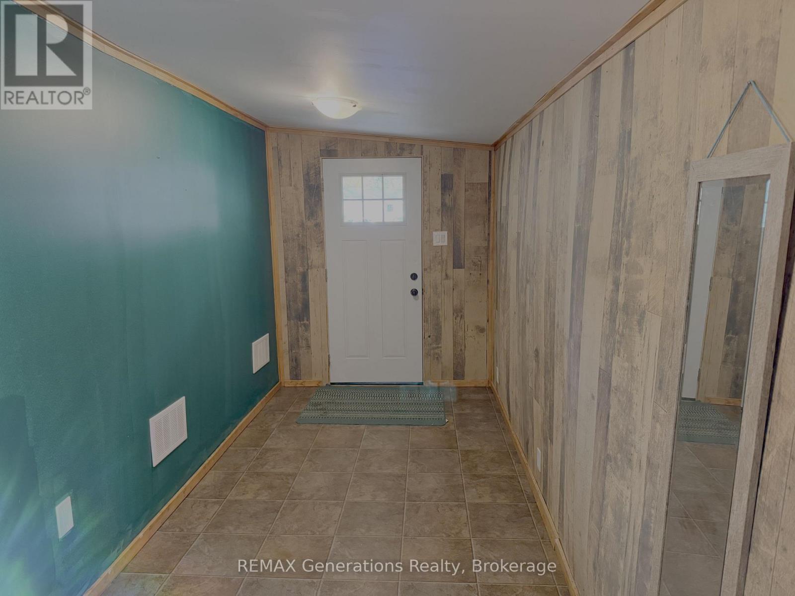 13 Hornbill Crescent, Shuniah, Ontario  P7A 0K1 - Photo 3 - X14099452