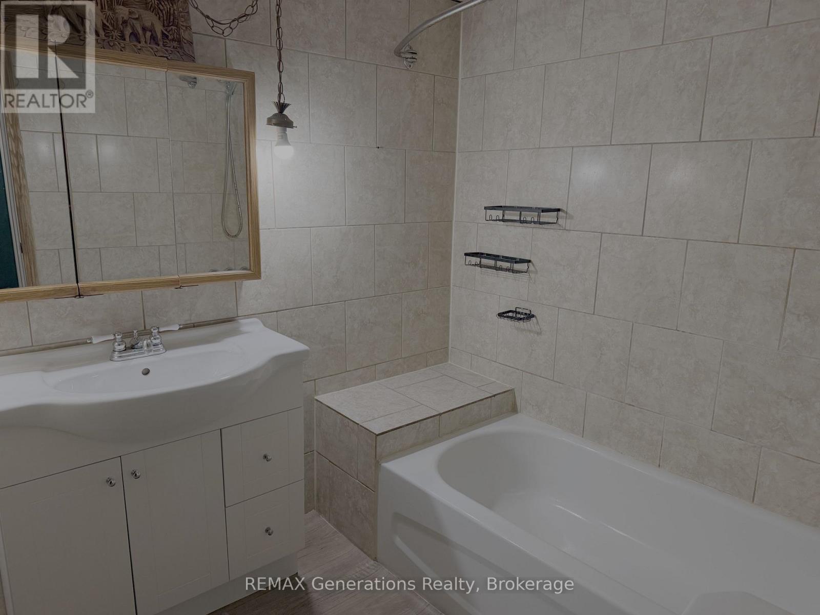 13 Hornbill Crescent, Shuniah, Ontario  P7A 0K1 - Photo 5 - X14099452