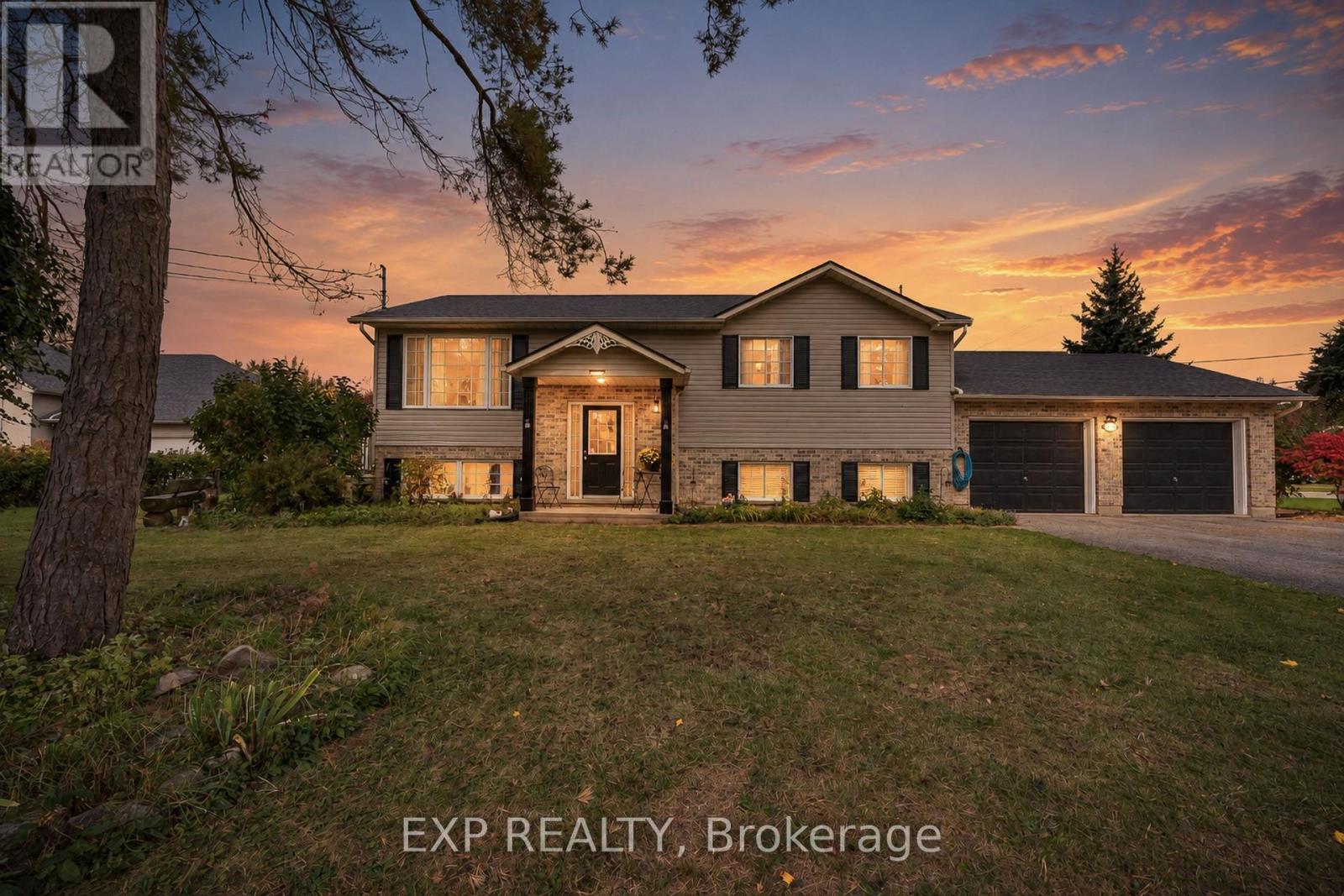 1490 Nigh Road, Fort Erie (Crescent Park), Ontario L2A 5M4 - Photo 1 - X14099420