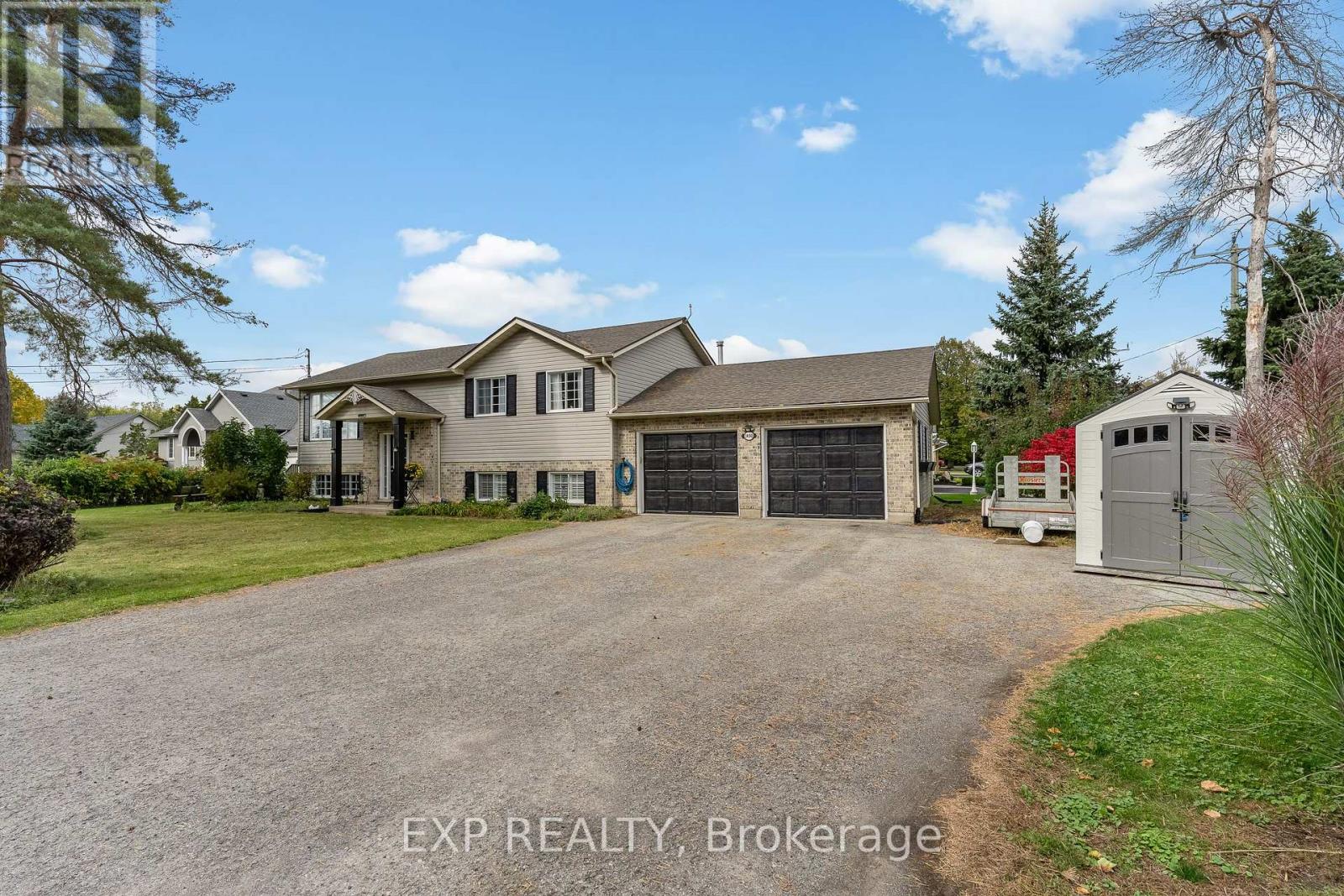 1490 Nigh Road, Fort Erie (Crescent Park), Ontario L2A 5M4 - Photo 2 - X14099420