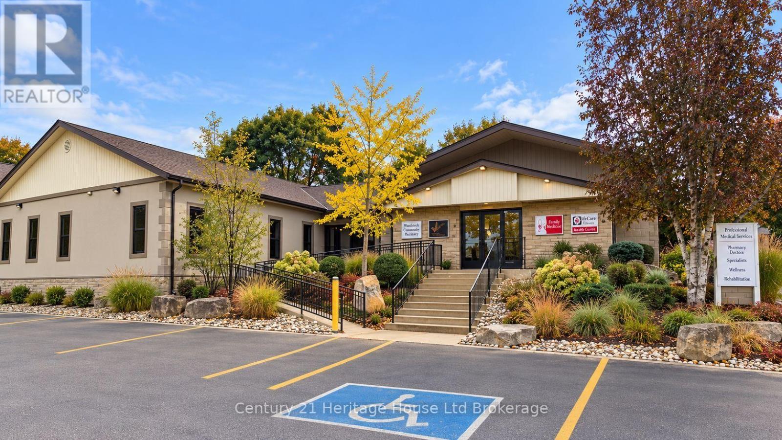 729 DEVONSHIRE AVENUE, Woodstock, Ontario
