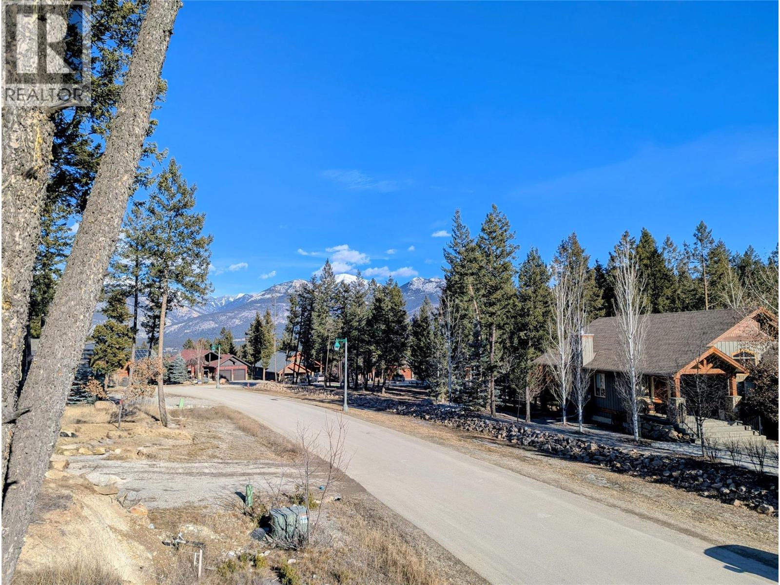 2476 CASTLESTONE Drive