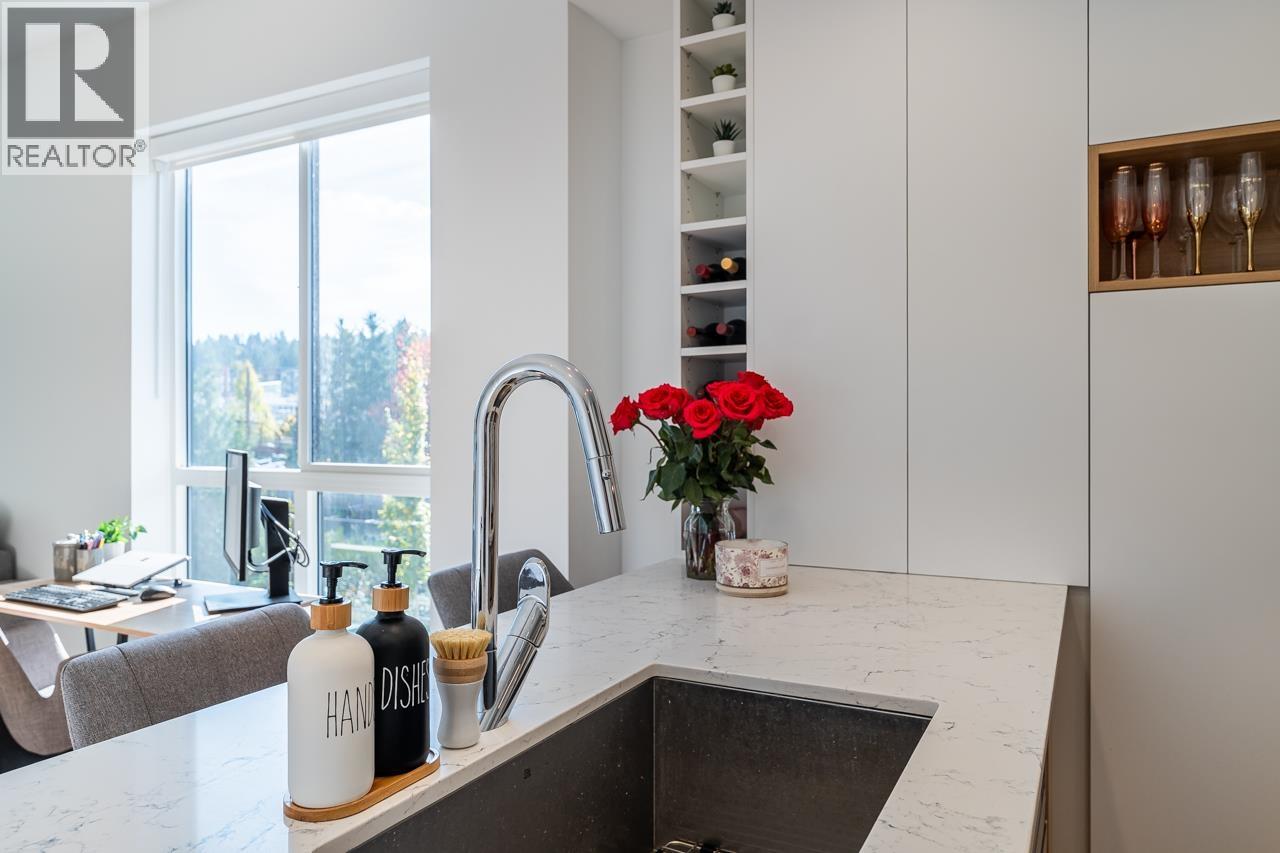 405 55 Klahanie Drive, Port Moody, British Columbia  V3H 0M9 - Photo 6 - R3177038