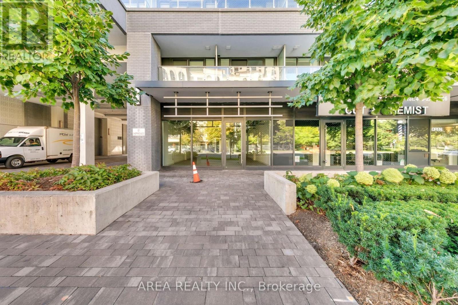 105 - 621 SHEPPARD AVENUE E, Toronto, Ontario
