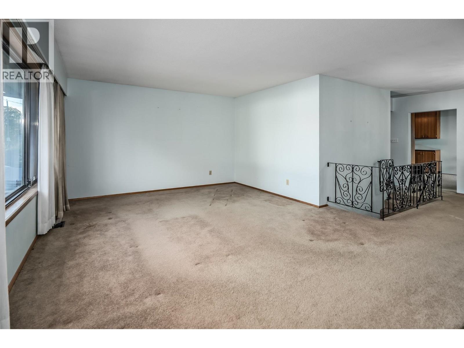 21742 121 Avenue, Maple Ridge, British Columbia  V2X 3S6 - Photo 10 - R3176968