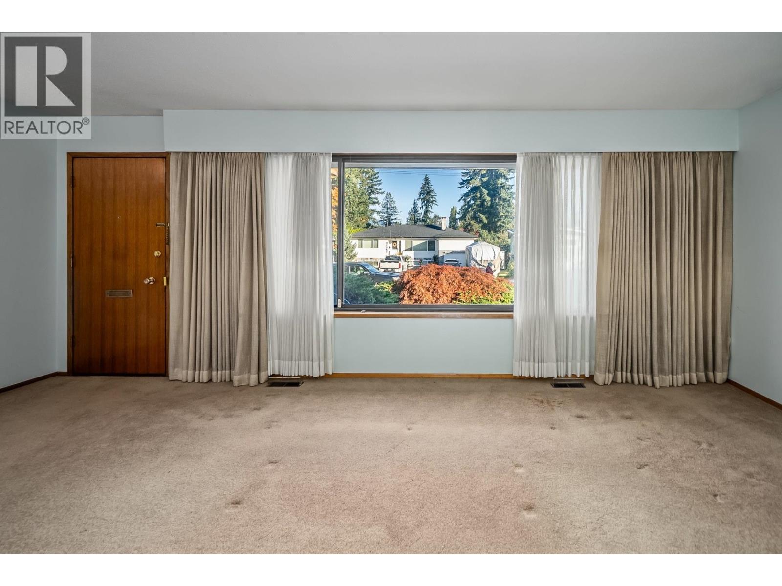 21742 121 Avenue, Maple Ridge, British Columbia  V2X 3S6 - Photo 5 - R3176968