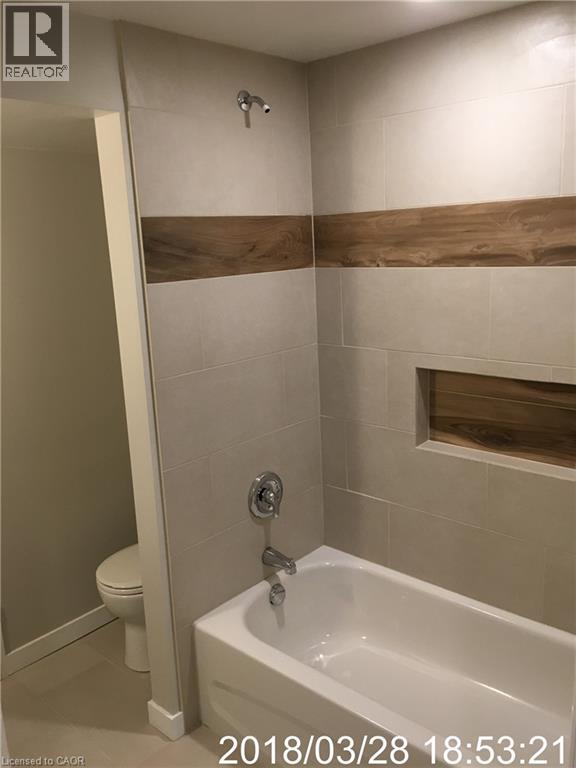 681 Upper Wentworth Street Unit# 2, Hamilton, Ontario  L9A 4V6 - Photo 10 - 40859139