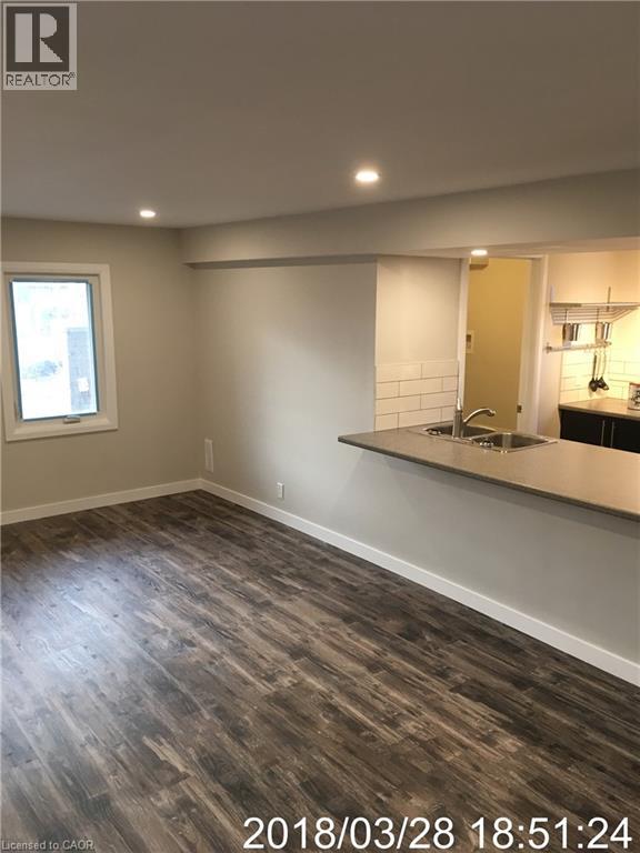 681 Upper Wentworth Street Unit# 2, Hamilton, Ontario  L9A 4V6 - Photo 4 - 40859139