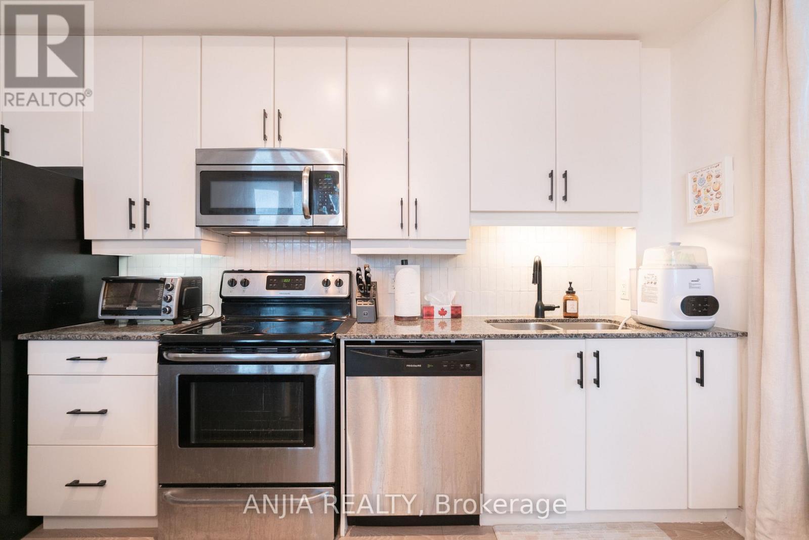 3004 - 33 Bay Street, Toronto, Ontario  M5J 2Z3 - Photo 4 - C14099428