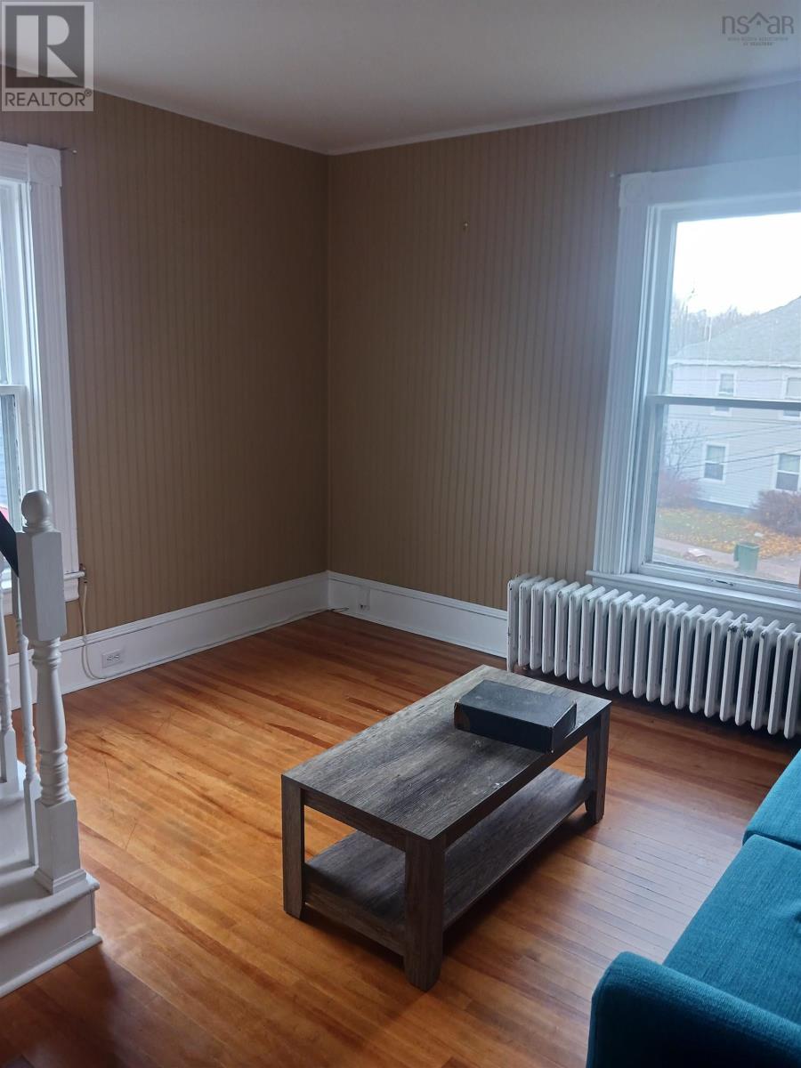 38 Victoria Street, Truro, Nova Scotia  B2N 1Y6 - Photo 5 - 202626254