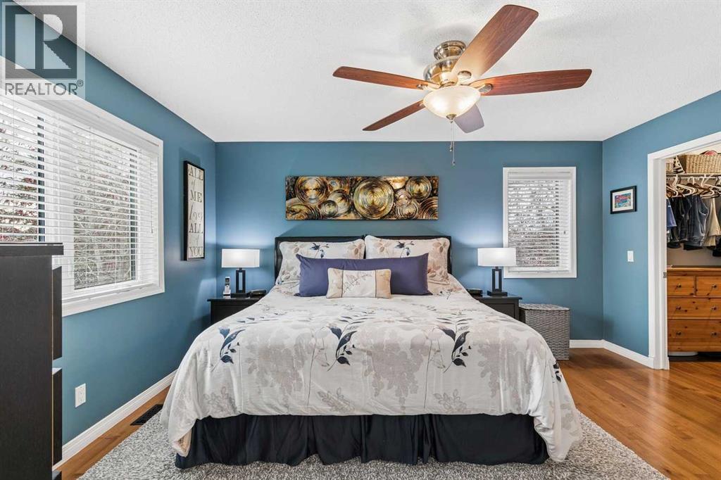278 Douglasdale Point Se, Calgary, Alberta  T2Z 3A2 - Photo 14 - A2352912