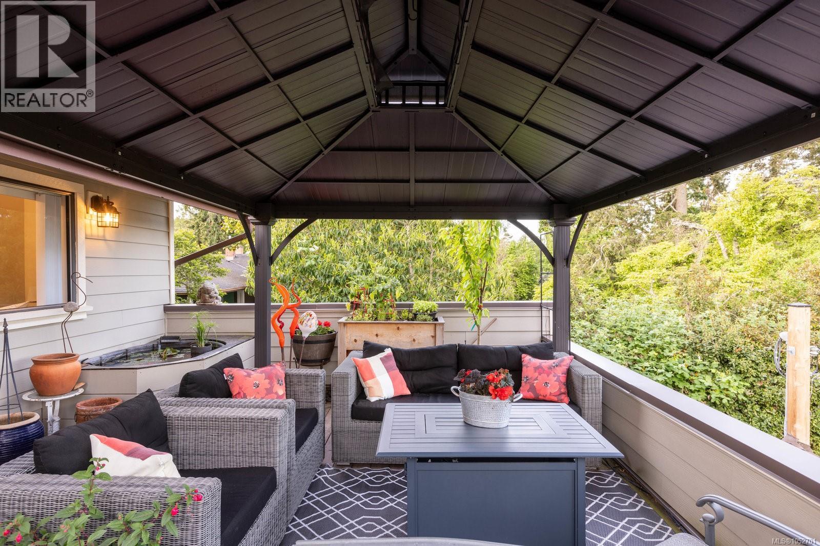 10639 Blue Heron Rd