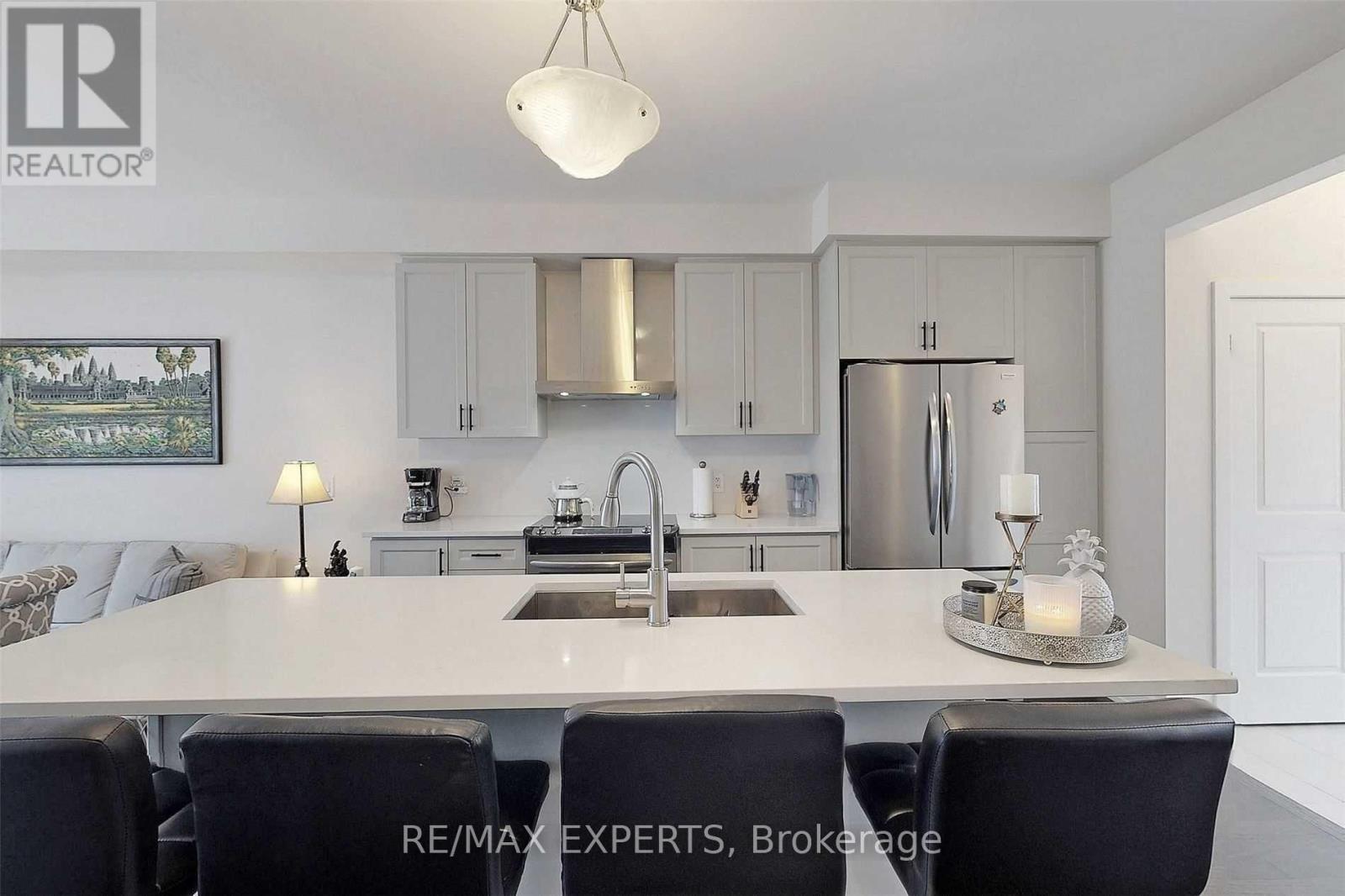 21 Fancamp Drive, Vaughan, Ontario  L6A 1P9 - Photo 5 - N14099454