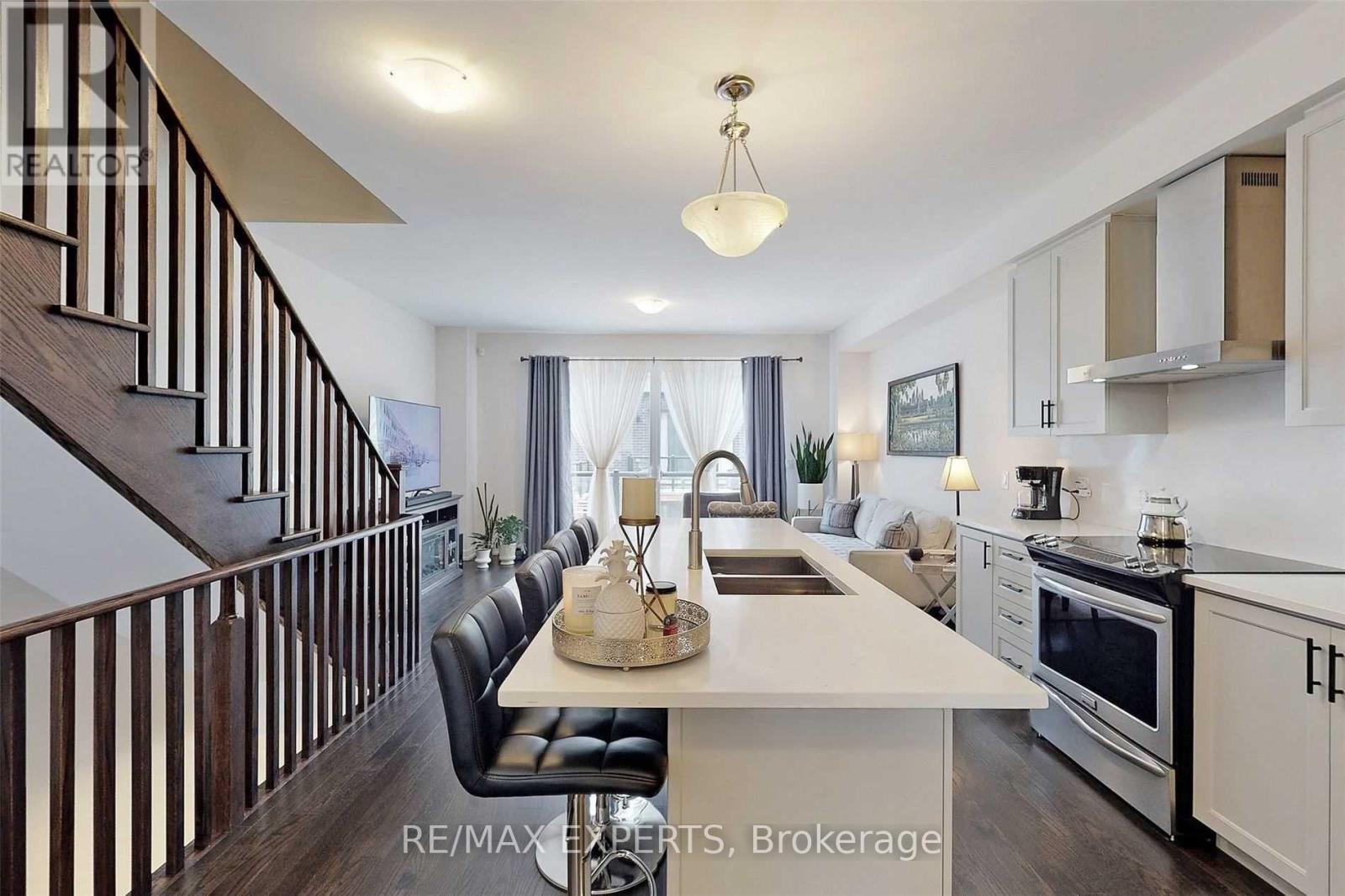 21 Fancamp Drive, Vaughan, Ontario  L6A 1P9 - Photo 9 - N14099454