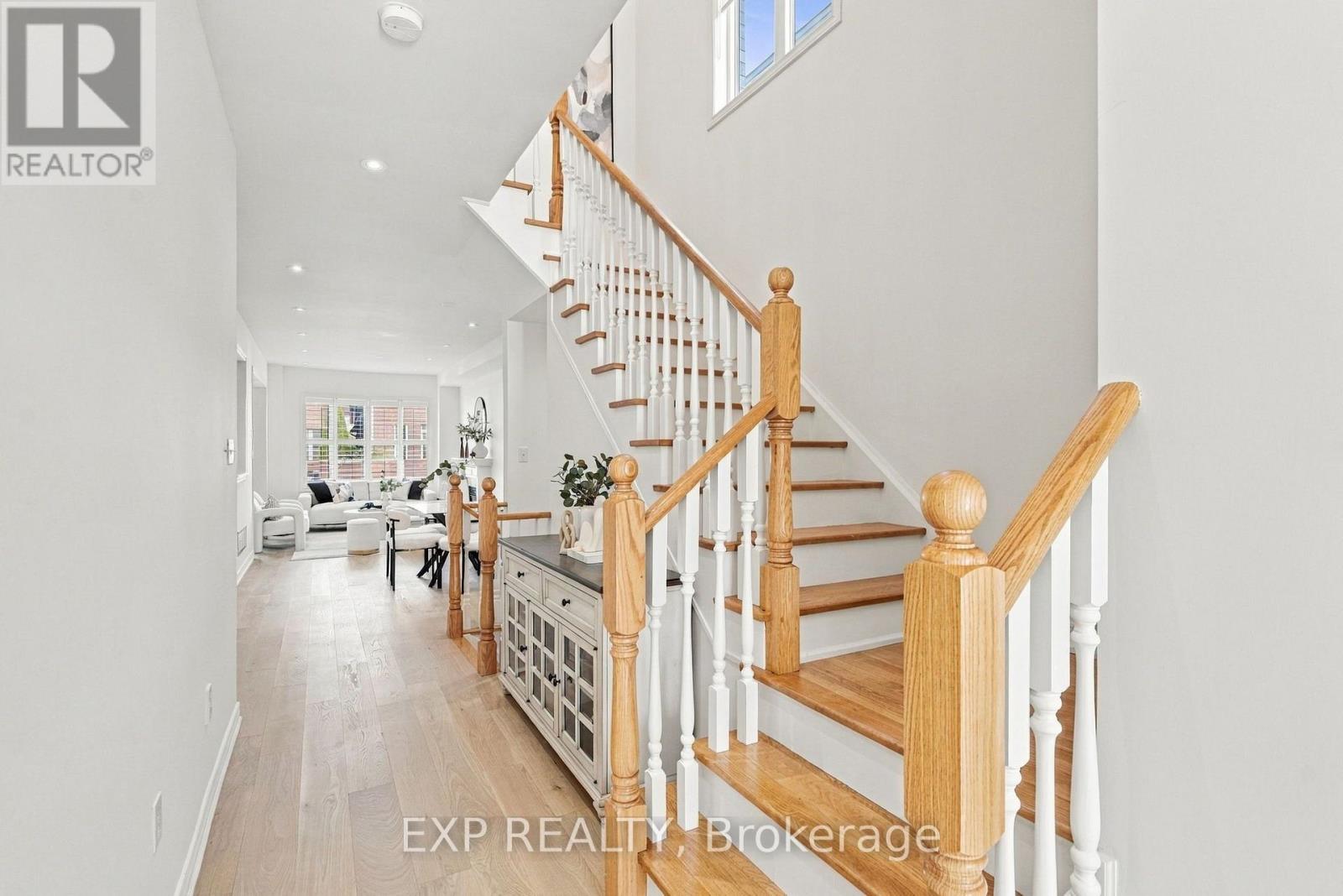 262 Wilfred Murison Avenue, Markham (Berczy), Ontario  L6C 0S6 - Photo 15 - N14099486