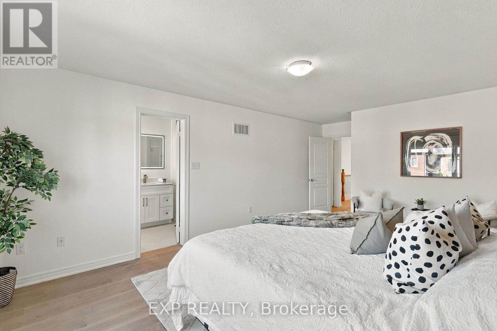 262 Wilfred Murison Avenue, Markham (Berczy), Ontario  L6C 0S6 - Photo 17 - N14099486