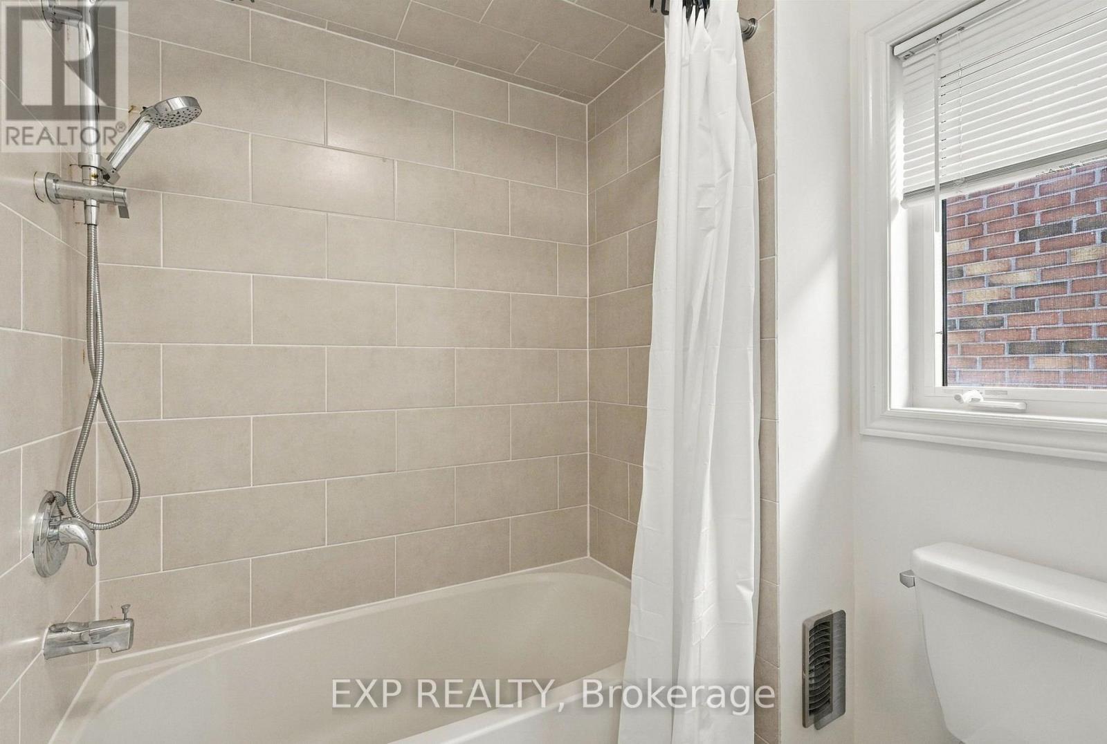 262 Wilfred Murison Avenue, Markham (Berczy), Ontario  L6C 0S6 - Photo 31 - N14099486
