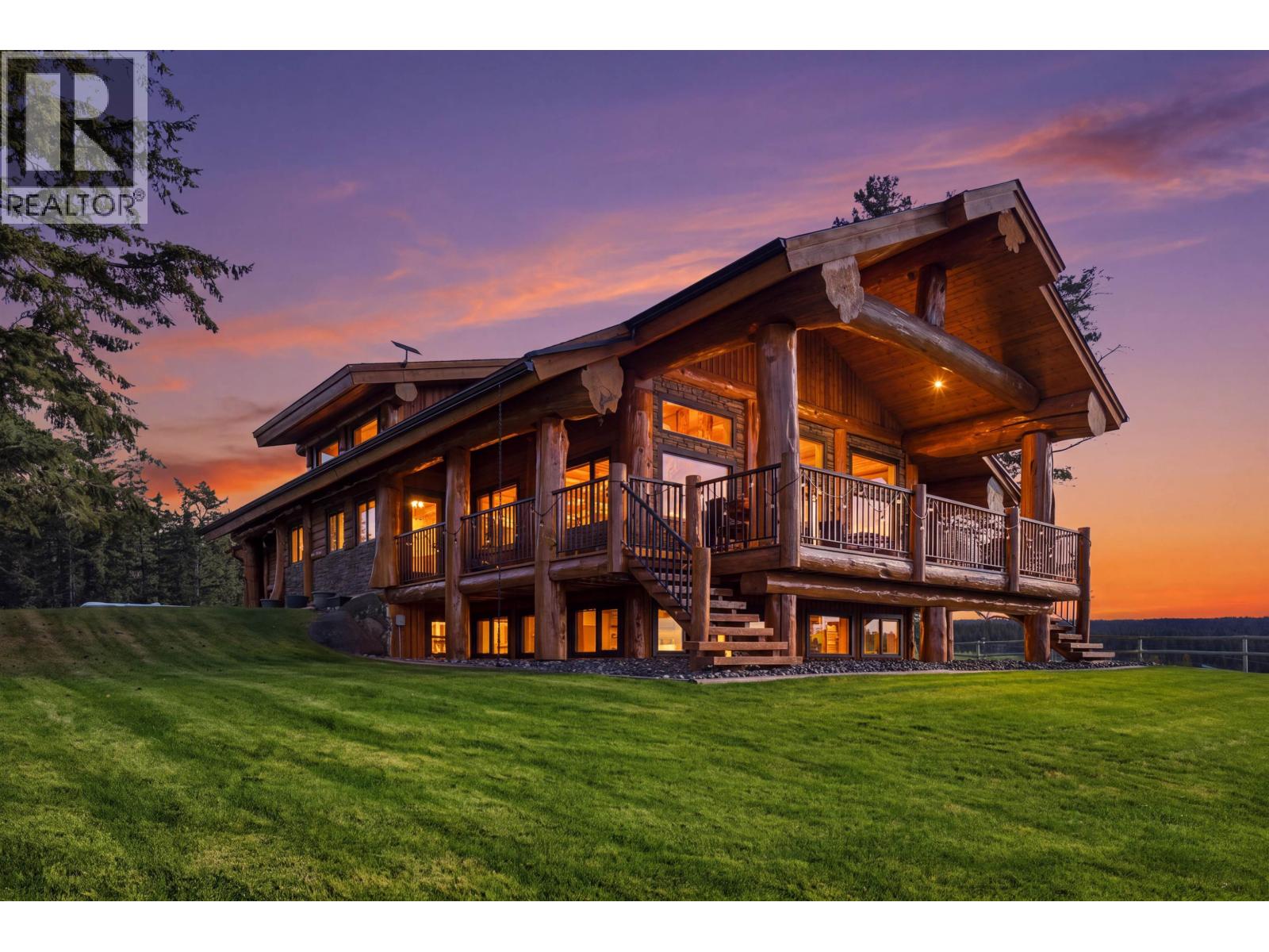 3139 Huston Road, 150 Mile House, British Columbia  V0K 2G0 - Photo 1 - R3176430