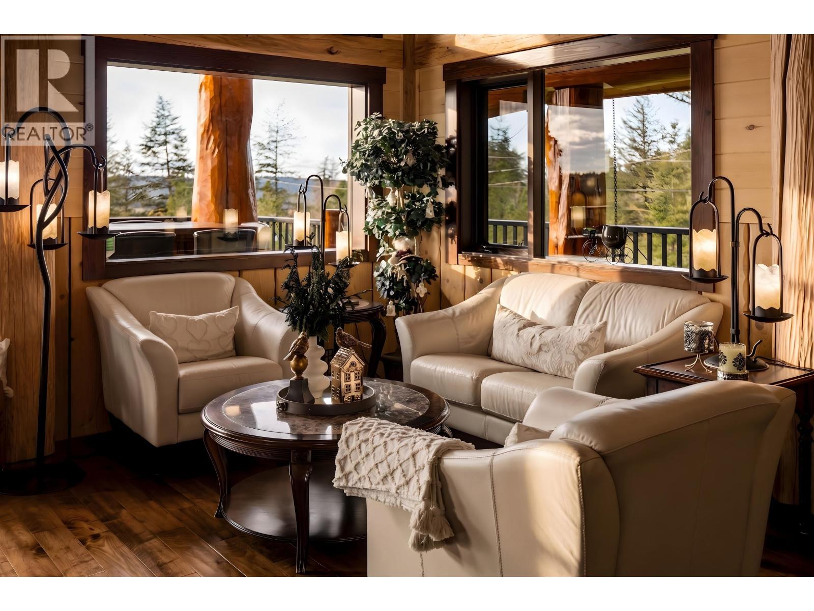 3139 Huston Road, 150 Mile House, British Columbia  V0K 2G0 - Photo 6 - R3176430