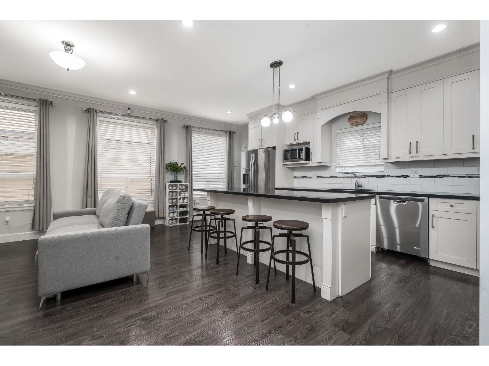 5938 128 Street, Surrey, British Columbia  V3X 1T3 - Photo 13 - R3176067
