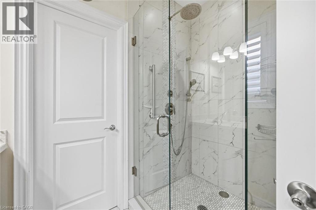 305 Caledon Avenue, Hamilton, Ontario  L9C 3C9 - Photo 23 - 40867805