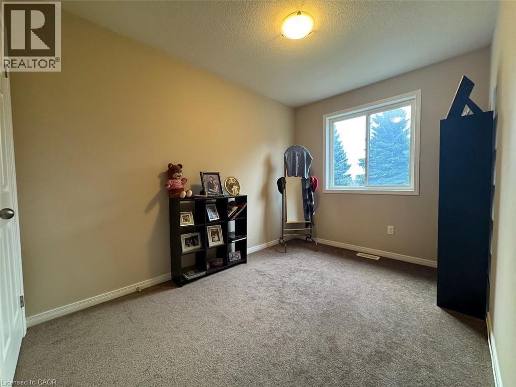 200 Maitland Street, Kitchener, Ontario  N2R 1Z1 - Photo 5 - 40870880