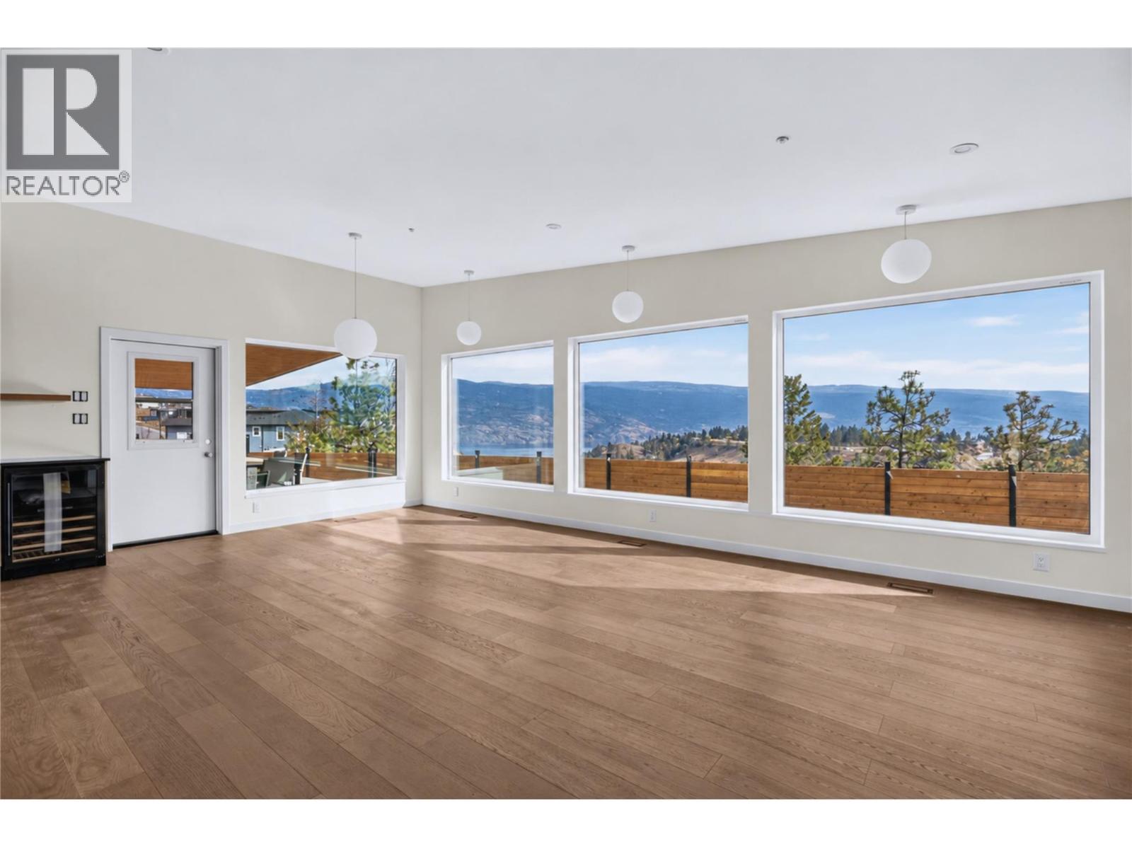 17587 Sanborn Street, Summerland, British Columbia