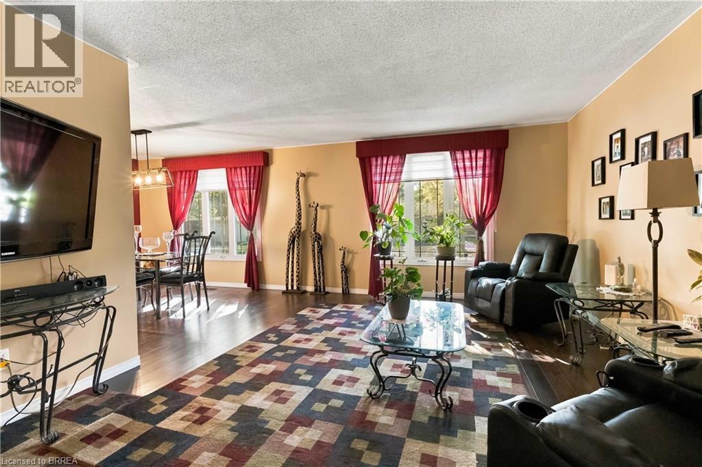 42 Wildflower Lane, Brantford, Ontario  N3R 7H6 - Photo 5 - 40872135
