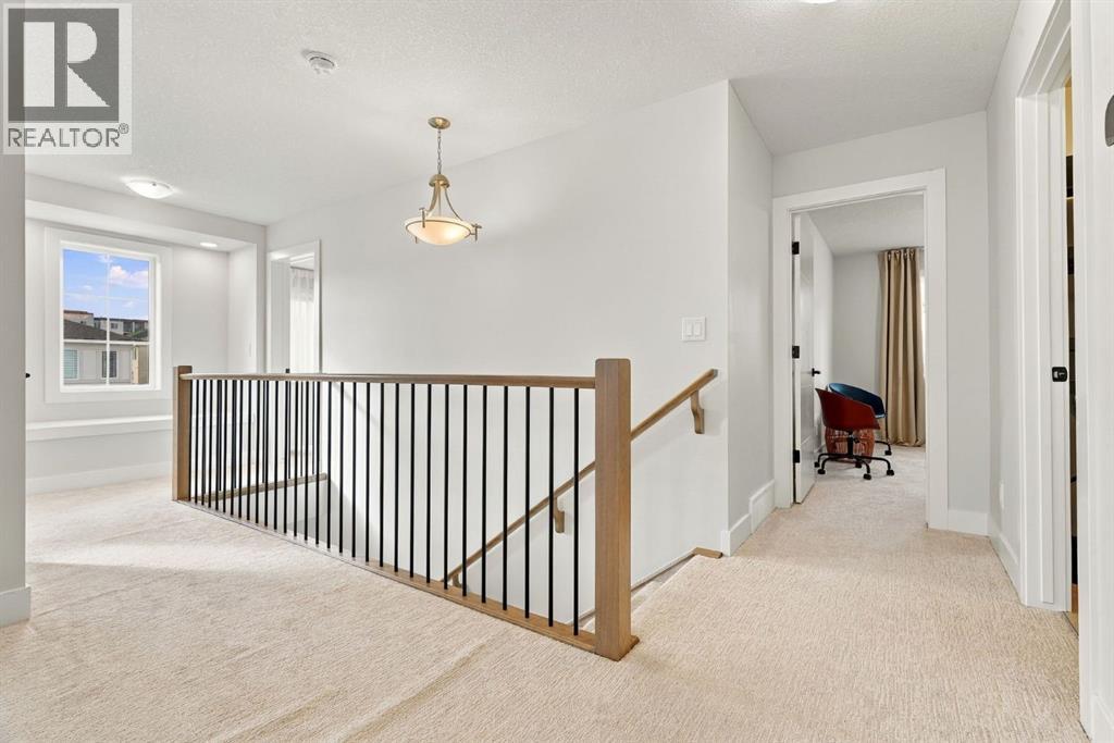24 Yorkville Terrace SW