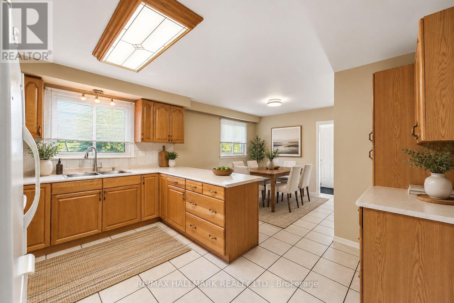 198 Weldrick Road W, Richmond Hill, Ontario  L4C 3V3 - Photo 10 - N14095862