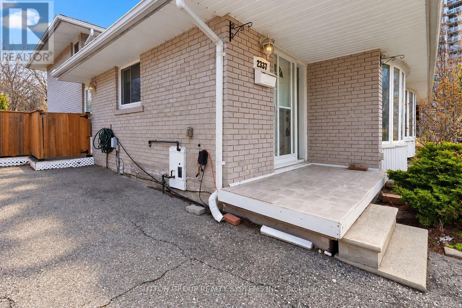 2337 Padstow Crescent, Mississauga, Ontario  L5J 2G2 - Photo 22 - W14089974